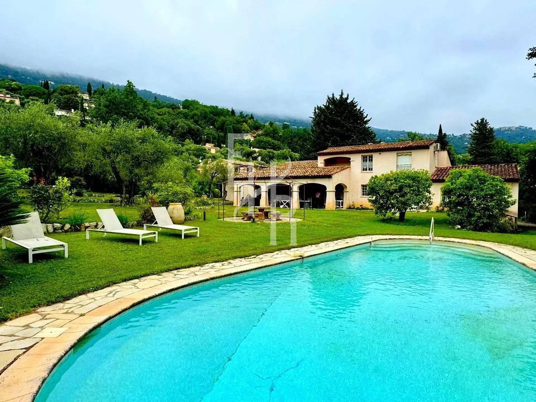 Villa in Spéracèdes, Provence-Alpes-Côte d'Azur, France 1 - 16886796