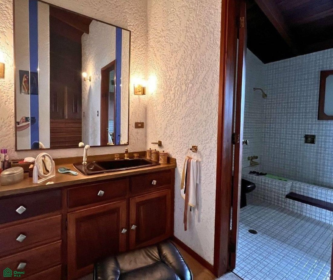 House in Caracas, Miranda, Venezuela 4 - 17730866