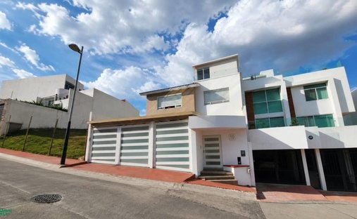 House in Rincón Verde, State of Mexico, Mexico 1