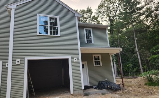 Mansfield, Massachusetts, United States 1
