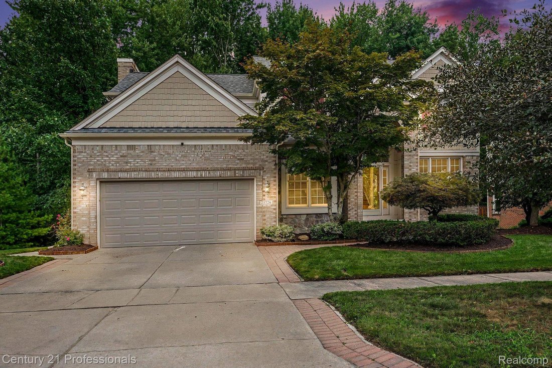 House in Novi, Michigan, United States 1 - 18678300