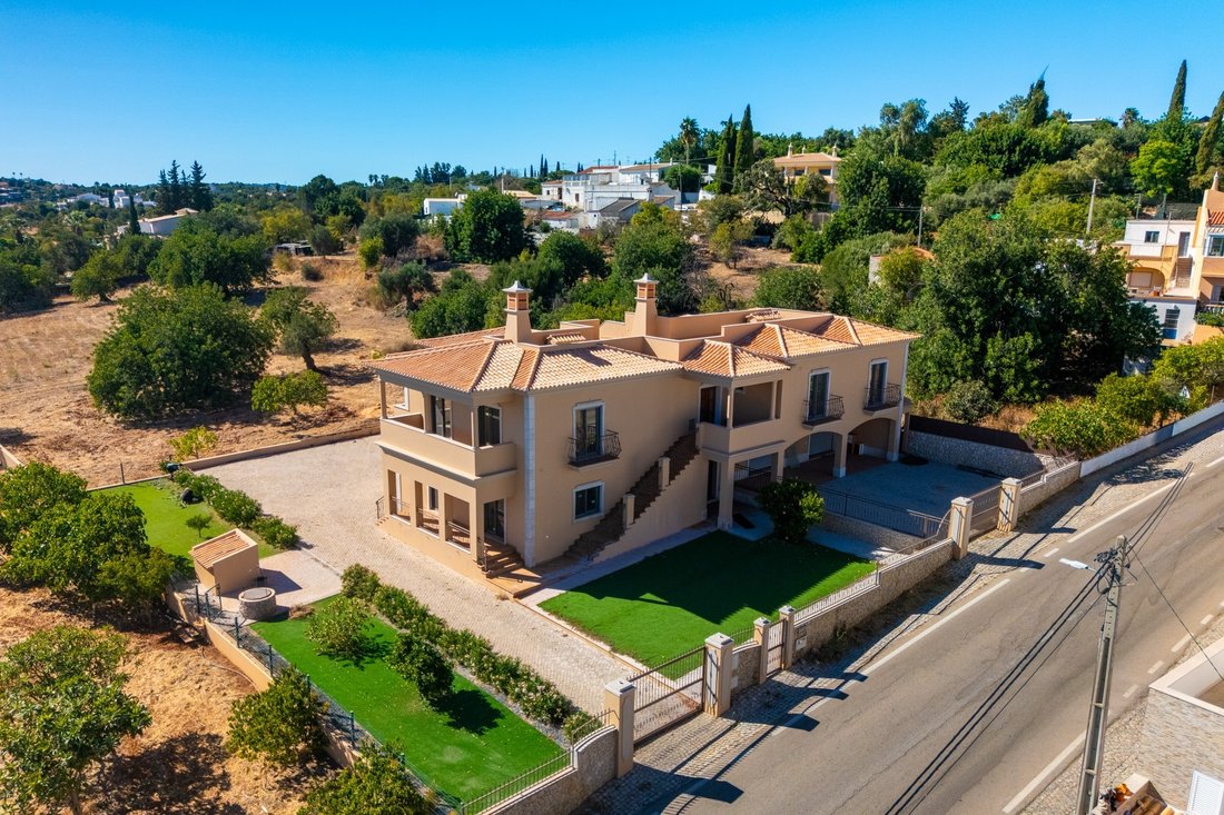Casa en Loule (Sao Clemente), Algarve, Portugal 2 - 18647512