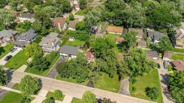 House in Hinsdale, Illinois, United States 2 - 18676385