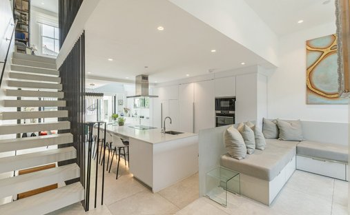 House in Walham Green, Hammersmith and Fulham, England 1
