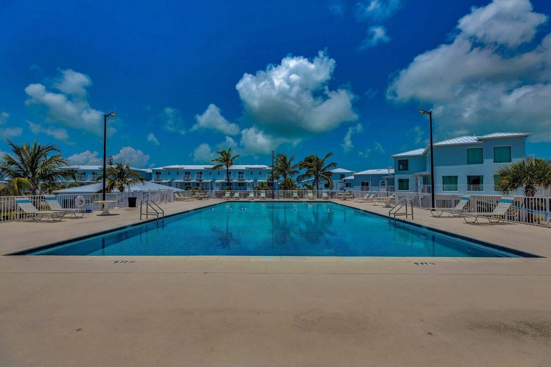 Condo in Marathon, Florida, United States 3 - 18675756