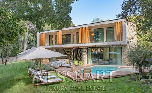 Villa in Camp Long, Cannes, France 1