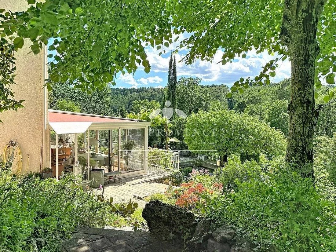 Villa in Flayosc, Provence-Alpes-Côte d'Azur, France 3 - 17929813