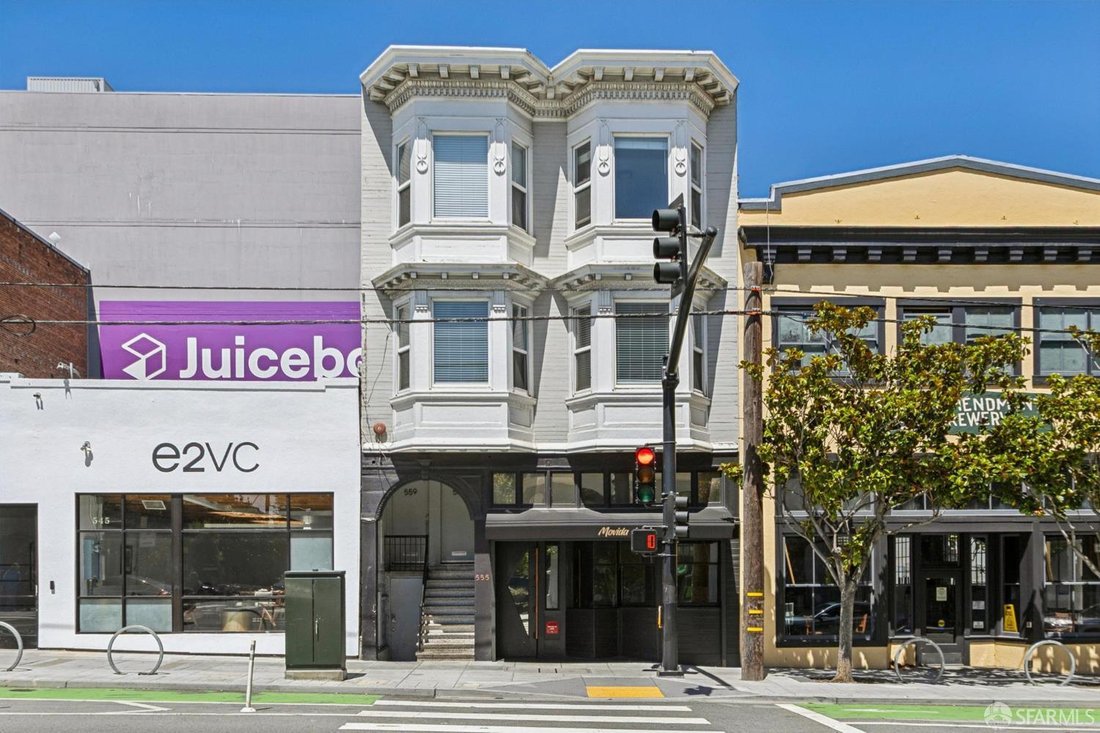 San Francisco, California, United States 1 - 18676413