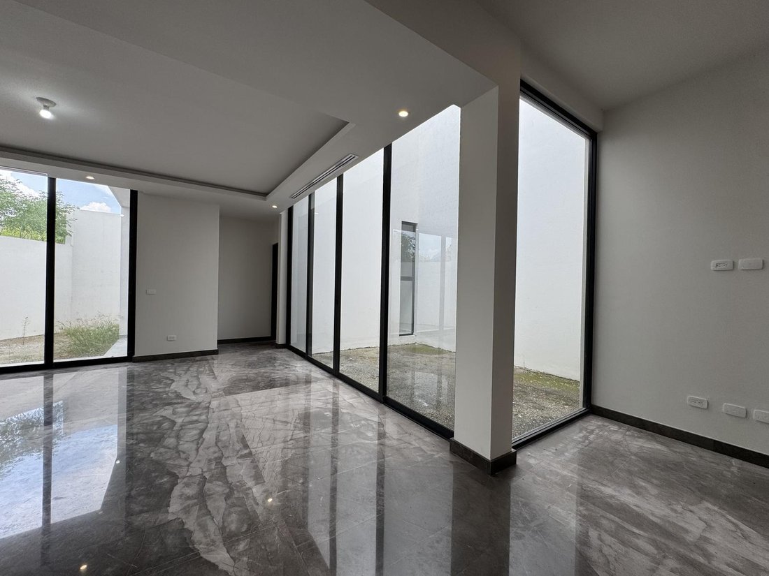 House in Monterrey, Nuevo Leon, Mexico 3 - 18675463
