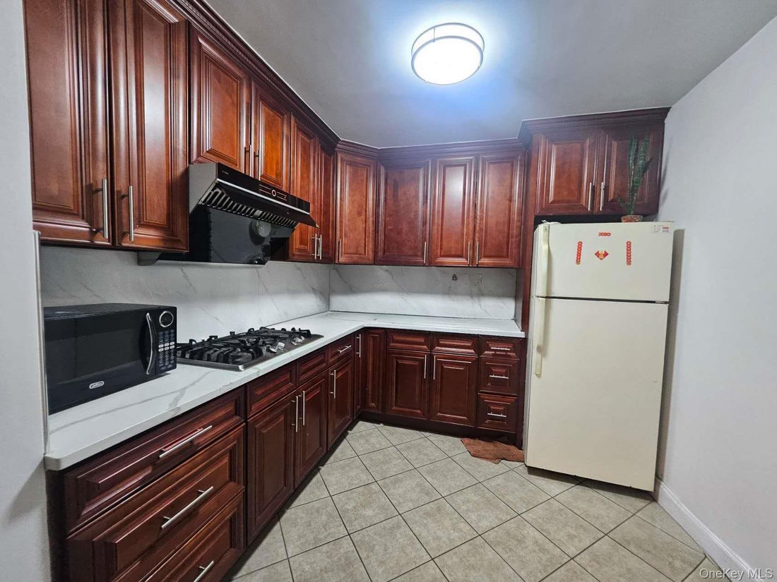 Condo in New York, New York, United States 3 - 18677595