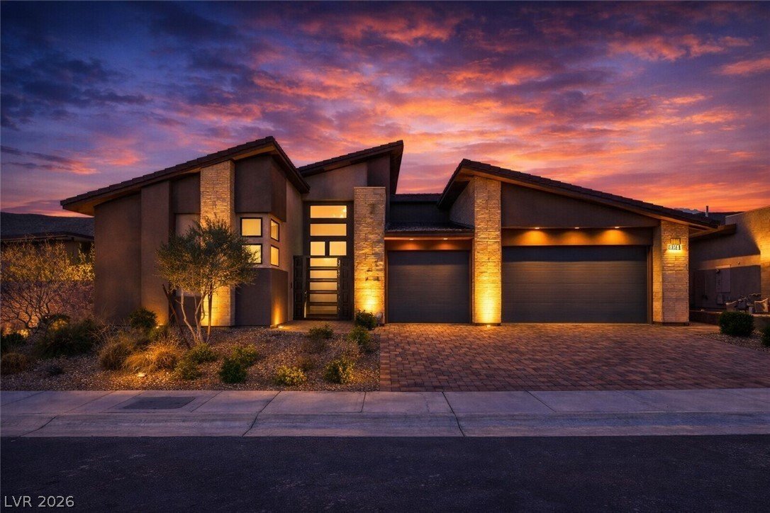 House in Las Vegas, Nevada, United States 1 - 18676032