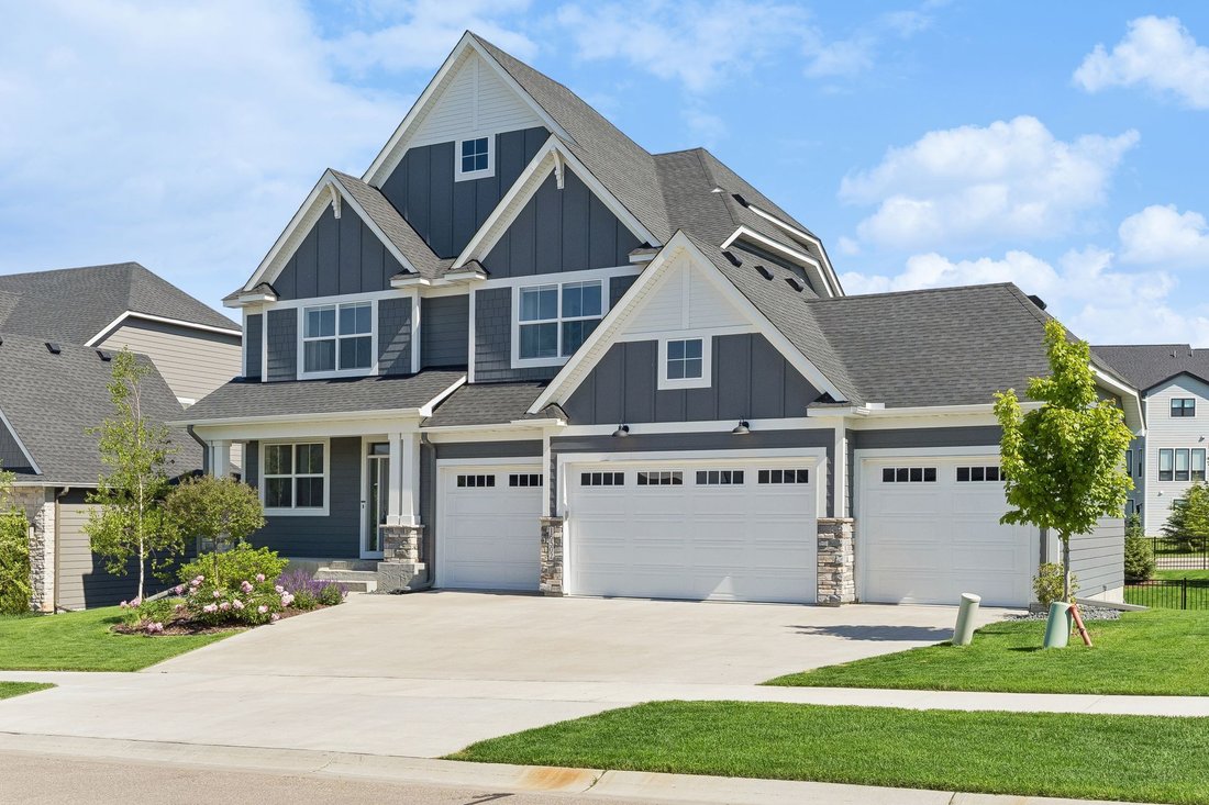House in Maple Grove, Minnesota, United States 4 - 18674578