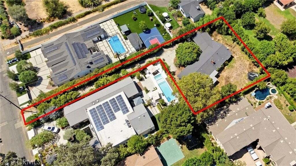 House in Los Angeles, California, United States 1 - 18677027