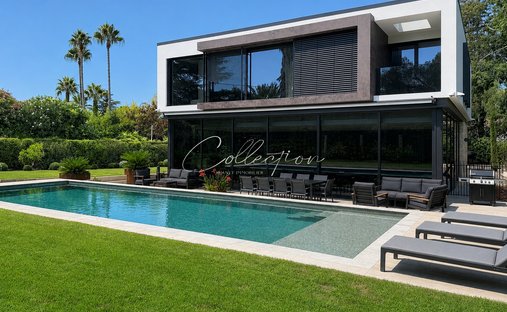 Villa in Antibes, Provence-Alpes-Côte d'Azur, France 1