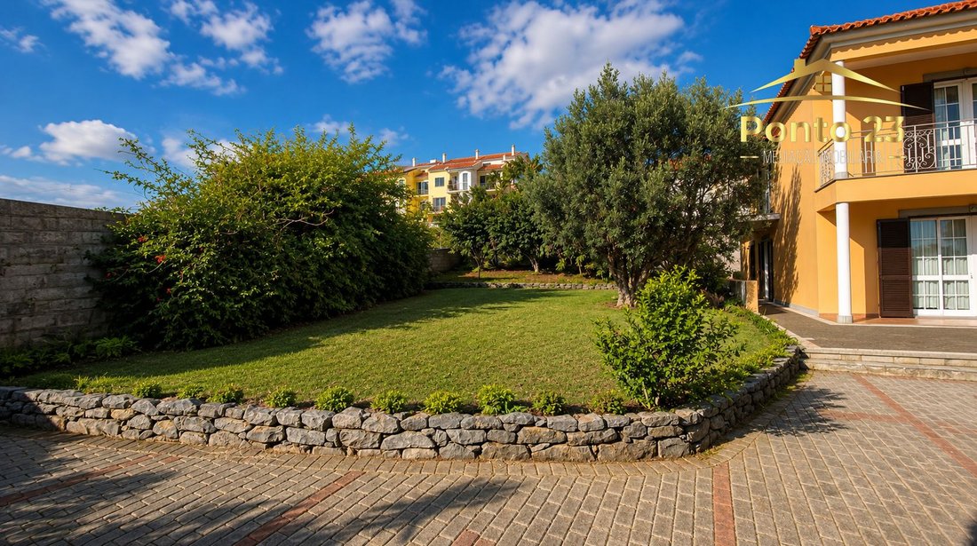 Villa in Santa Cruz, Madeira, Portugal 3 - 15396112
