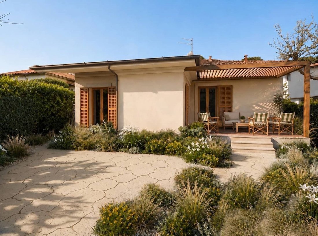 House in Vittoria Apuana, Forte dei Marmi, Tuscany 3 - 18677810