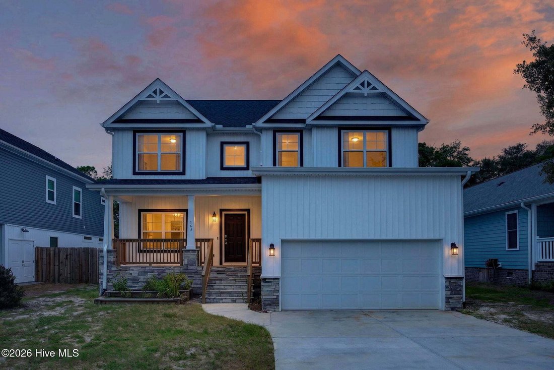 Casa en Oak Island, Carolina del Norte, Estados Unidos 1 - 17808922