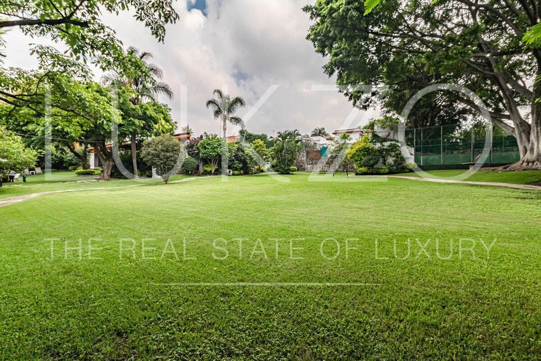 Land in Cuernavaca, Morelos, Mexico 2 - 18675192