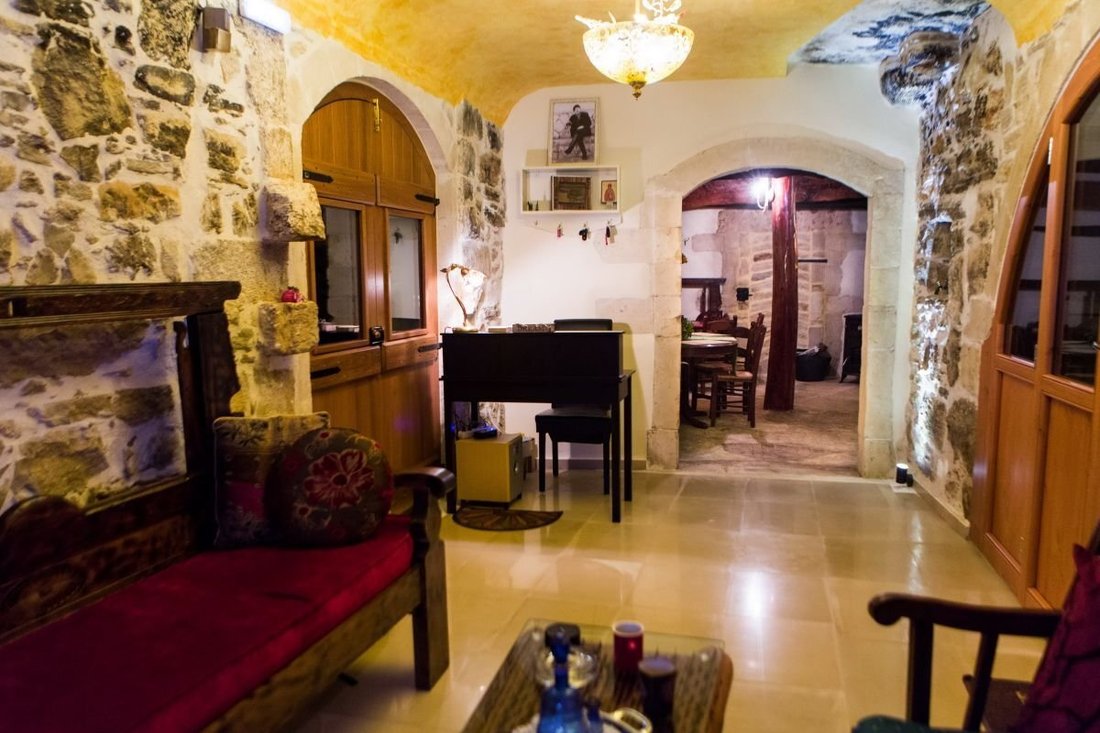 Estate in Crete, Greece 2 - 18676156