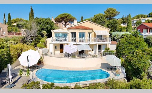 Villa in Les Issambres, Roquebrune-sur-Argens, Frankreich 1