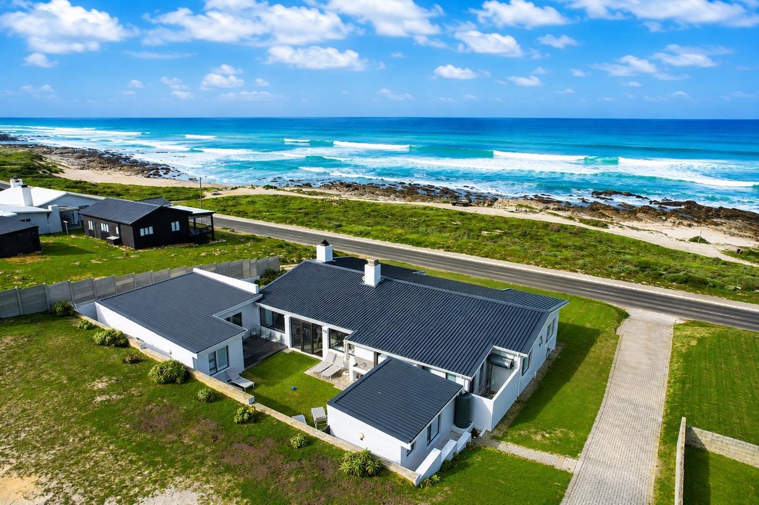 House in Struis Bay, Western Cape, South Africa 1 - 18677989