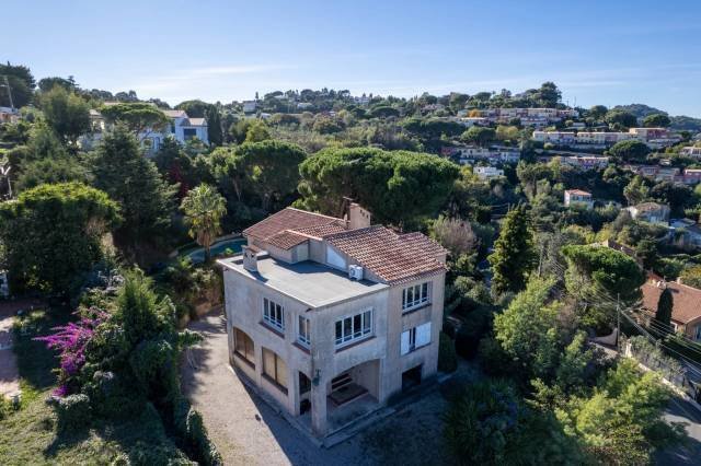 Apartment in Brusquet-Retenaou-Devens, Vallauris, France 1 - 17727406