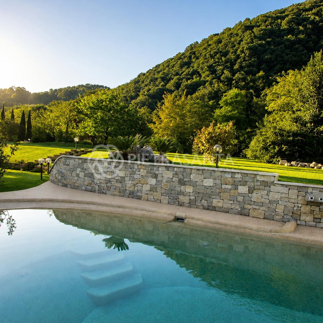 Villa in Strettoia-Capezzano-Valdicastello, Pietrasanta, Tuscany 3 - 18676793