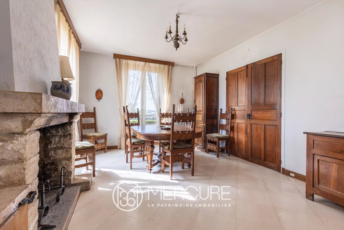 Estate in Leclerc-Centre Ouest, Brie-Comte-Robert, France 5 - 18675025