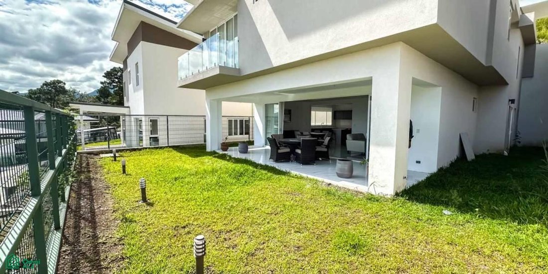 House in San Rafael, San José Province, Costa Rica 1 - 17088826