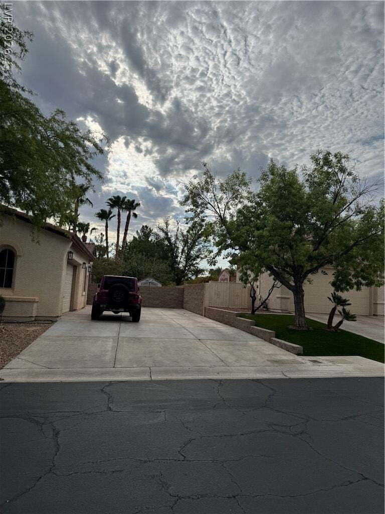 House in Las Vegas, Nevada, United States 1 - 18674936