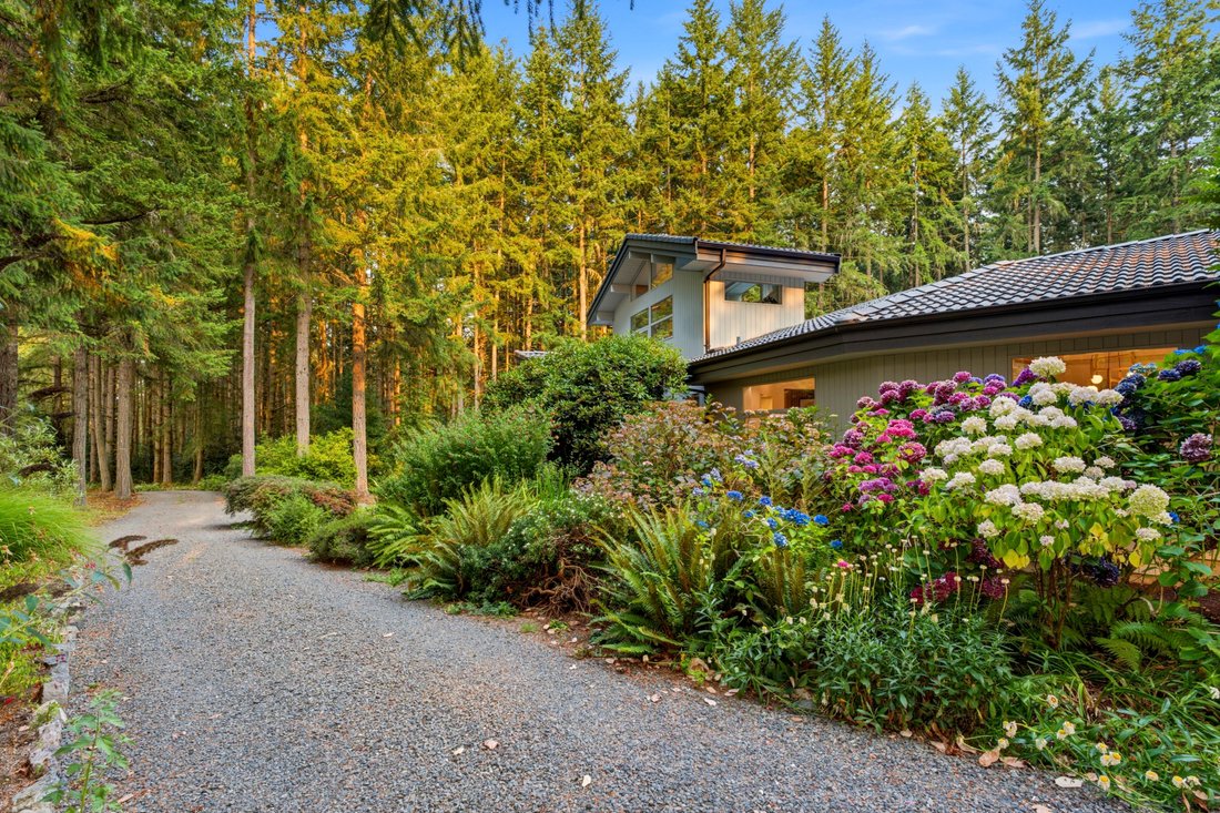 House in Bainbridge Island, Washington, United States 2 - 18675469