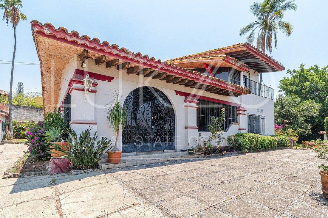 House in Cuernavaca, Morelos, Mexico 1 - 18675395