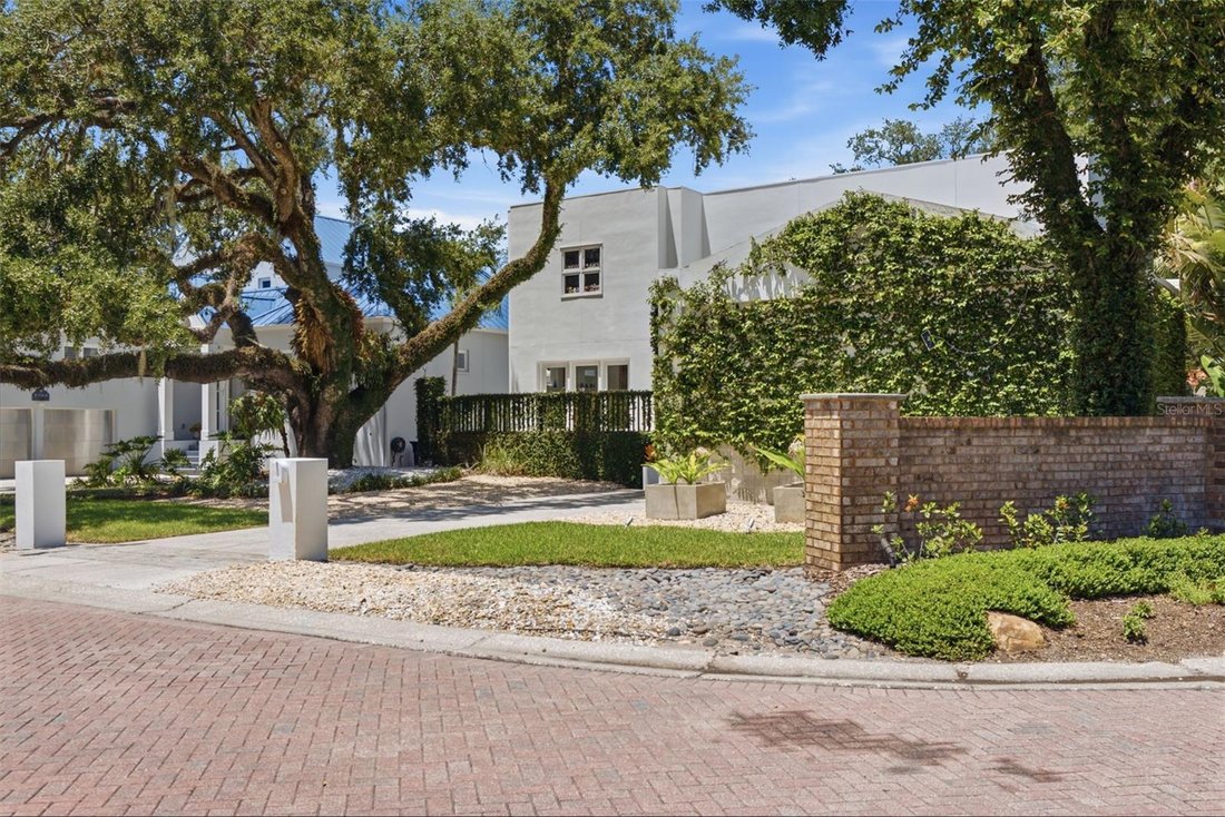 House in Tampa, Florida, United States 3 - 18675882