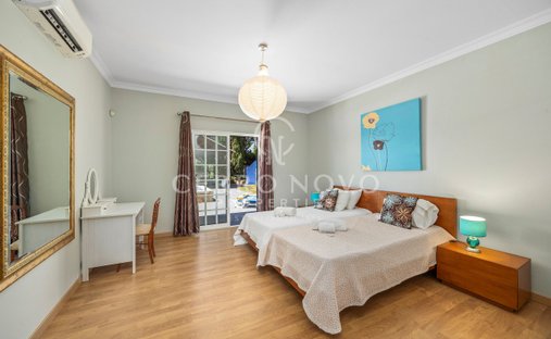 Villa in Ferreiras, Algarve, Portugal 1