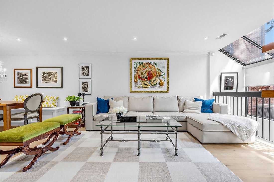 Condo in Toronto, Ontario, Canada 4 - 18678493