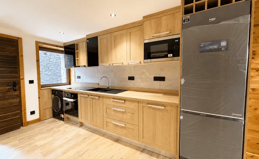 Apartment in Bozel, Auvergne-Rhône-Alpes, France 1