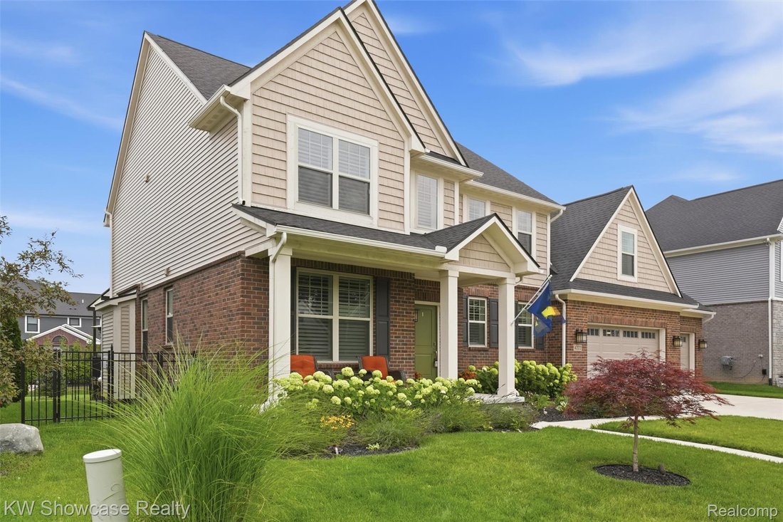 House in Walled Lake, Michigan, United States 3 - 18676055