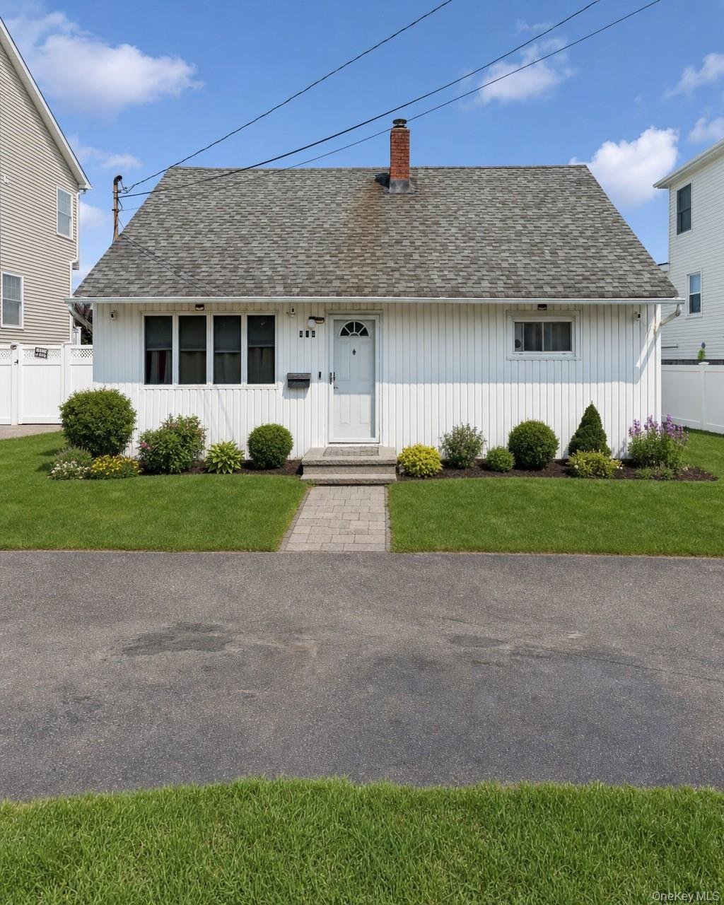 House in Bellmore, New York, United States 1 - 18677576
