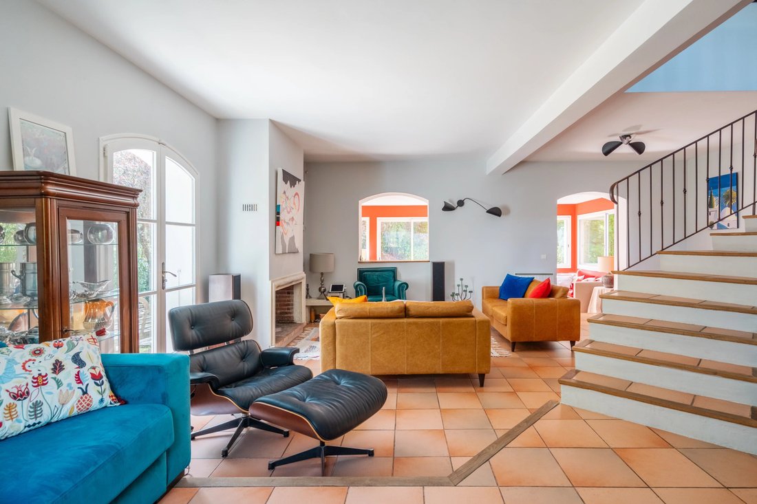 House in Saint-Marc-Jaumegarde, Provence-Alpes-Côte d'Azur, France 5 - 15228016