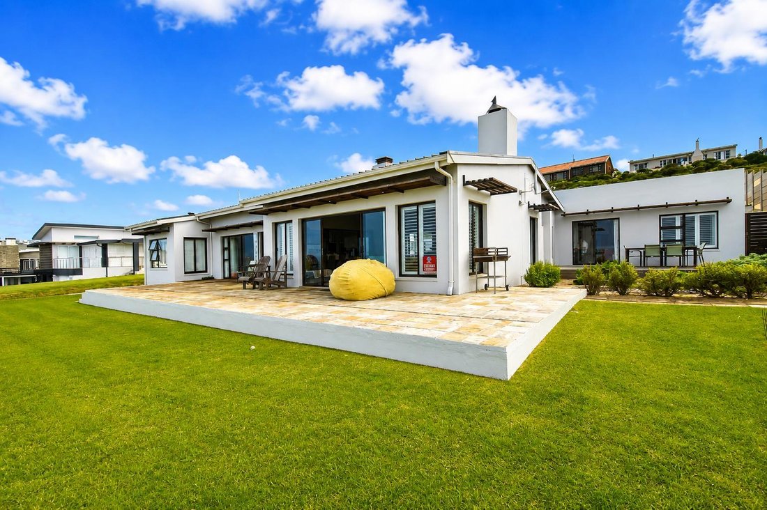 House in Struis Bay, Western Cape, South Africa 3 - 18677989