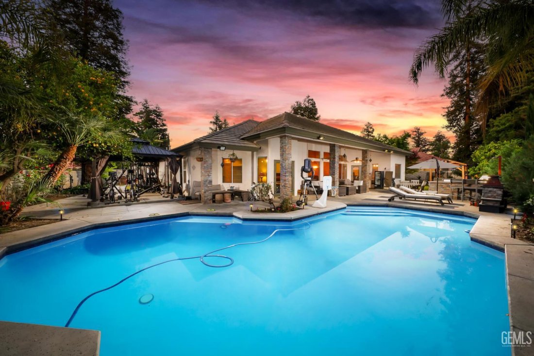Casa en Bakersfield, California, Estados Unidos 2 - 18676113