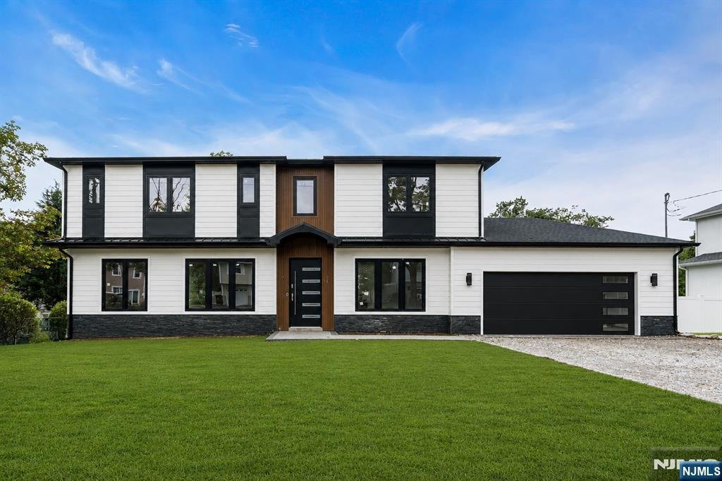 House in Paramus, New Jersey, United States 1 - 18676044