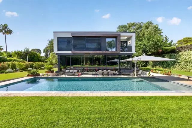 Villa in Fontmerle, Antibes, France 2 - 18192636