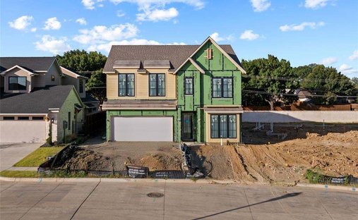House in Forest Hill, Texas, United States 1