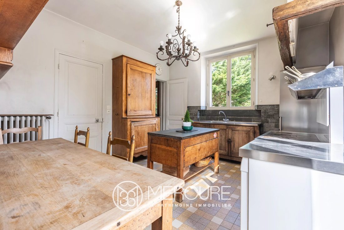 Estate in Leclerc-Centre Ouest, Brie-Comte-Robert, France 4 - 18675025
