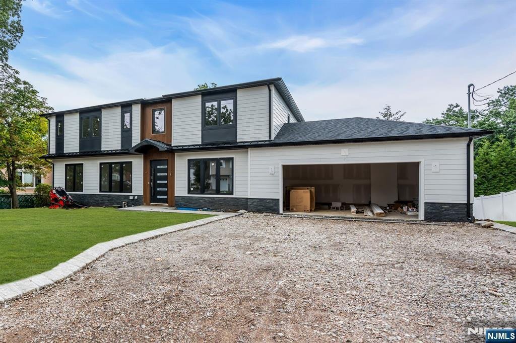 House in Paramus, New Jersey, United States 3 - 18676044
