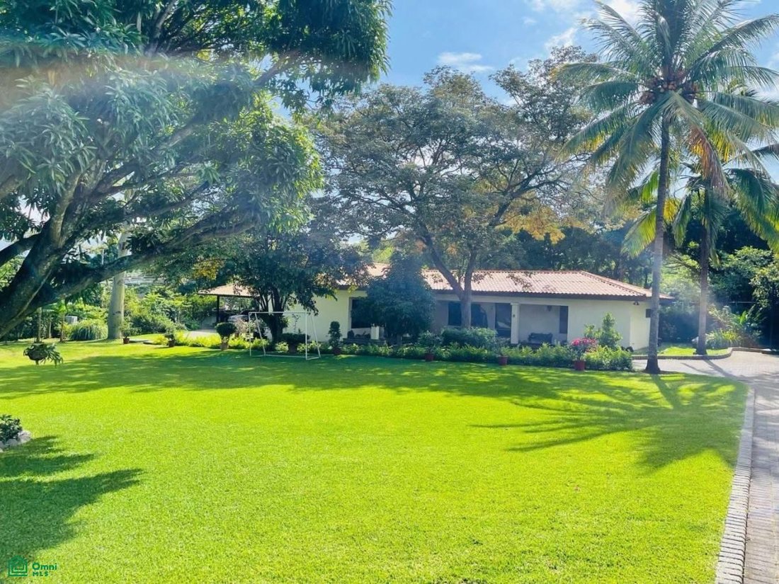 Casa en Santa Ana, San José, Costa Rica 3 - 17088833