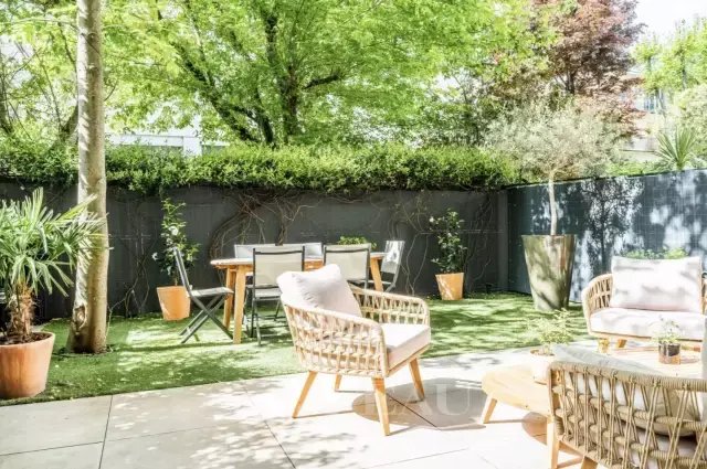 Apartment in La Plaine des Sablons, Neuilly-sur-Seine, France 1 - 17948055