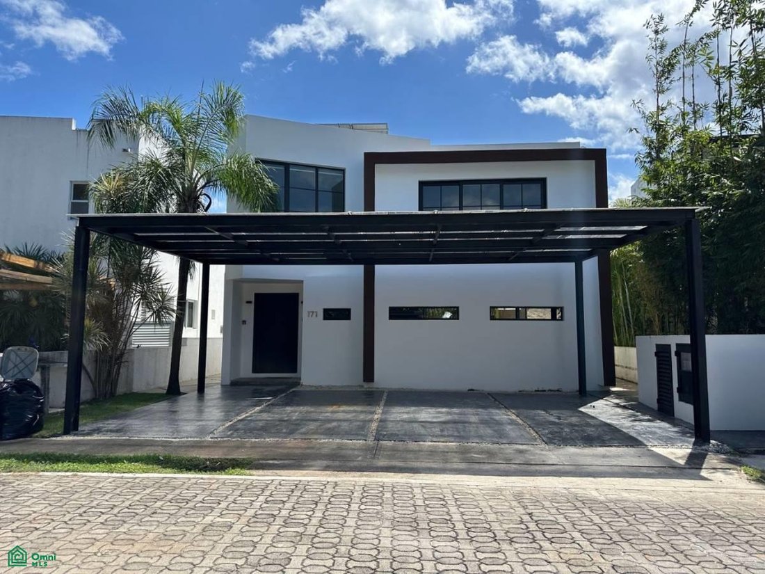 House in Playa del Carmen, Quintana Roo, Mexico 1 - 17231972