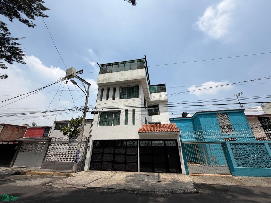 Haus in Mexico City, Mexiko-Stadt, Mexiko 1 - 18663090